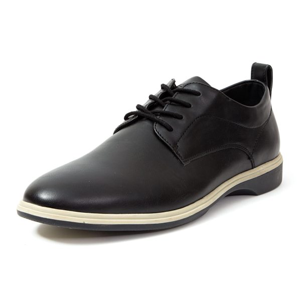 Men’s black oxford shoes